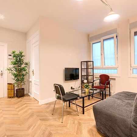 Euskalduna, Vivienda Turistica Moderna Y Renovado Bilbao Luaran gambar